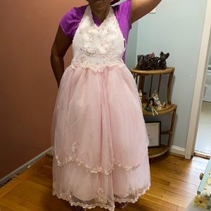Pink girl’s dress for special occasions, size 8
